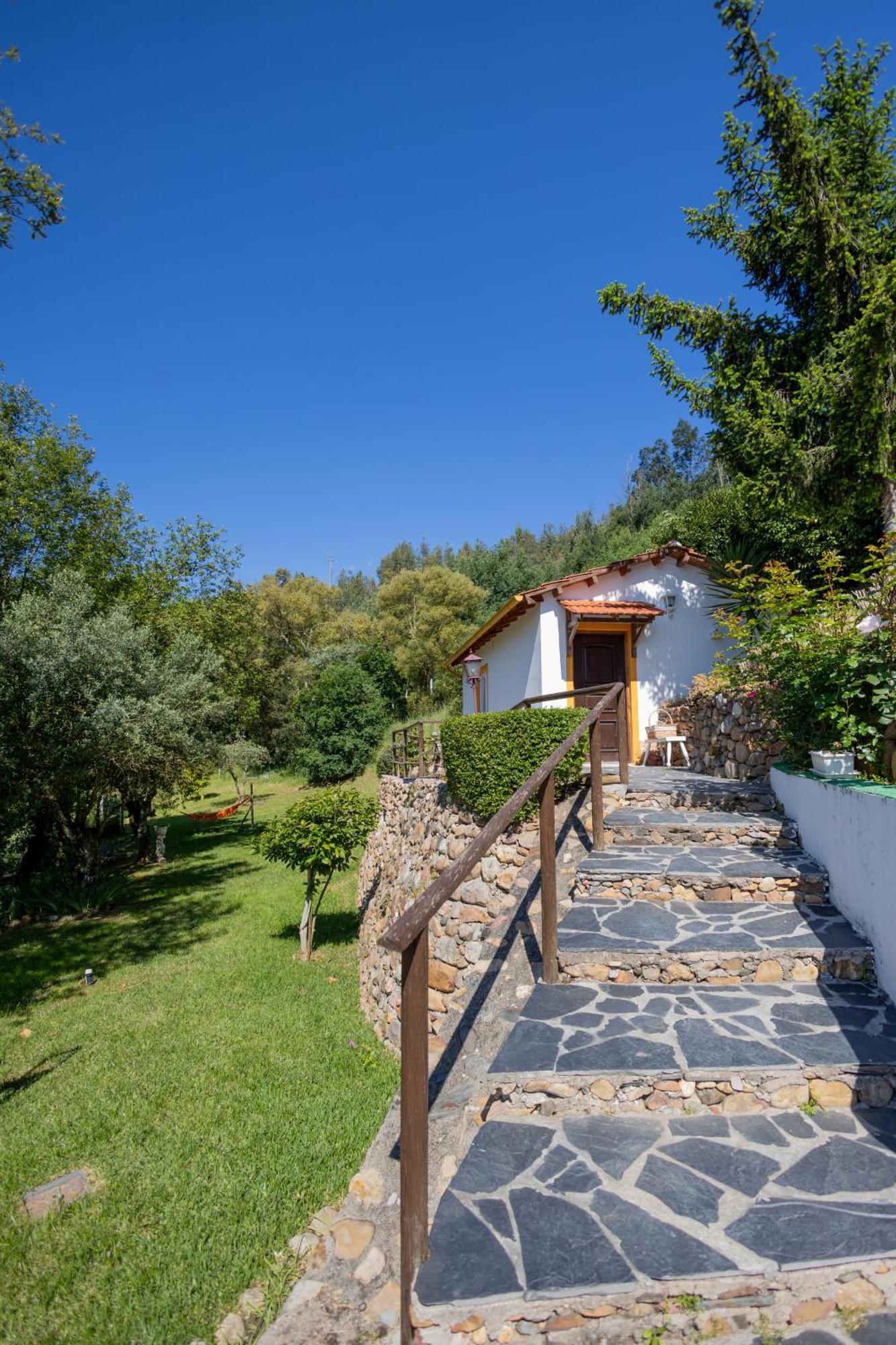 לאוסה Magnolias Cottage מראה חיצוני תמונה